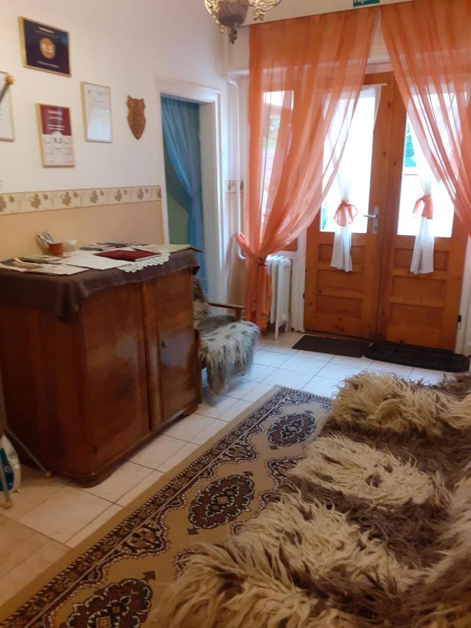 Var-Lak Vendeghaz Szendro Экстерьер фото